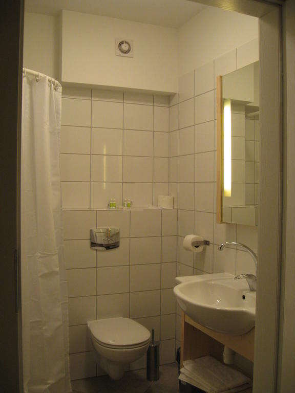 5A Hotel Services Koszalin Bagian luar foto
